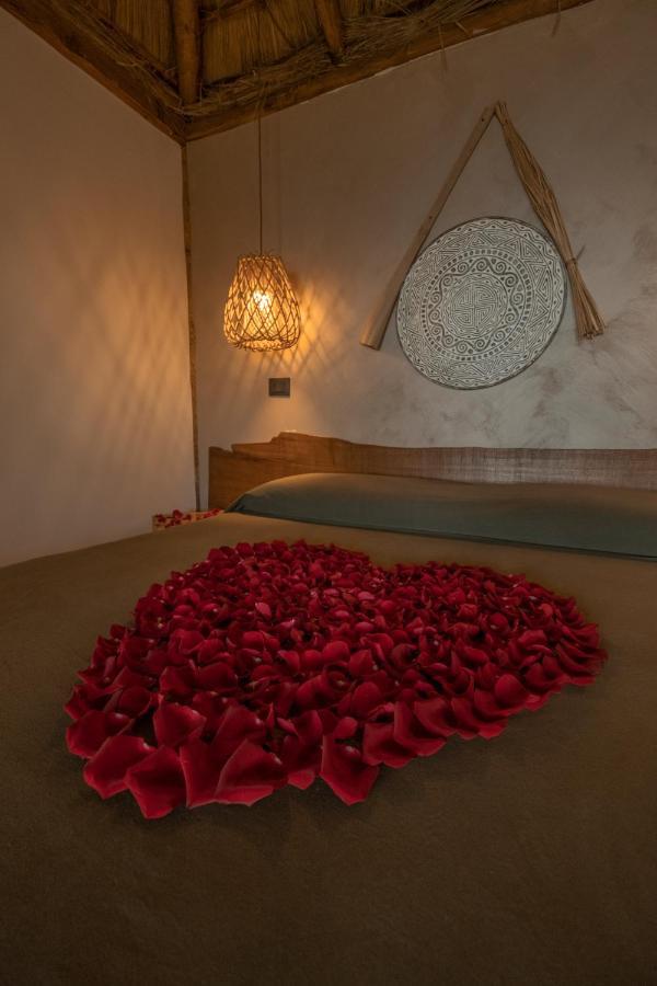 Riva Del Sol Beach Resort 圣卡泰里纳德洛约尼奥 外观 照片