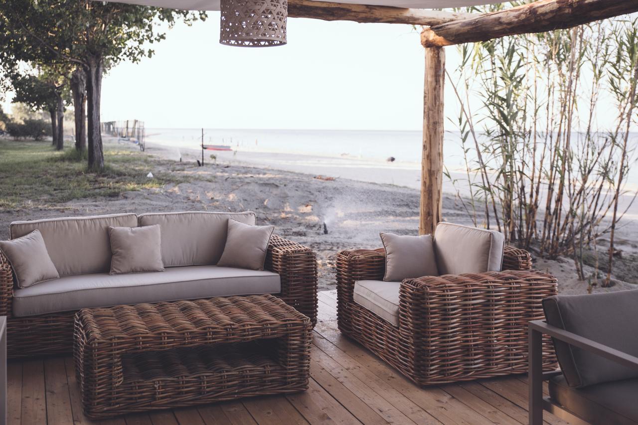 Riva Del Sol Beach Resort 圣卡泰里纳德洛约尼奥 外观 照片